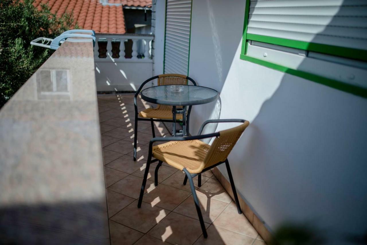 Apartman Marcela Palit Esterno foto