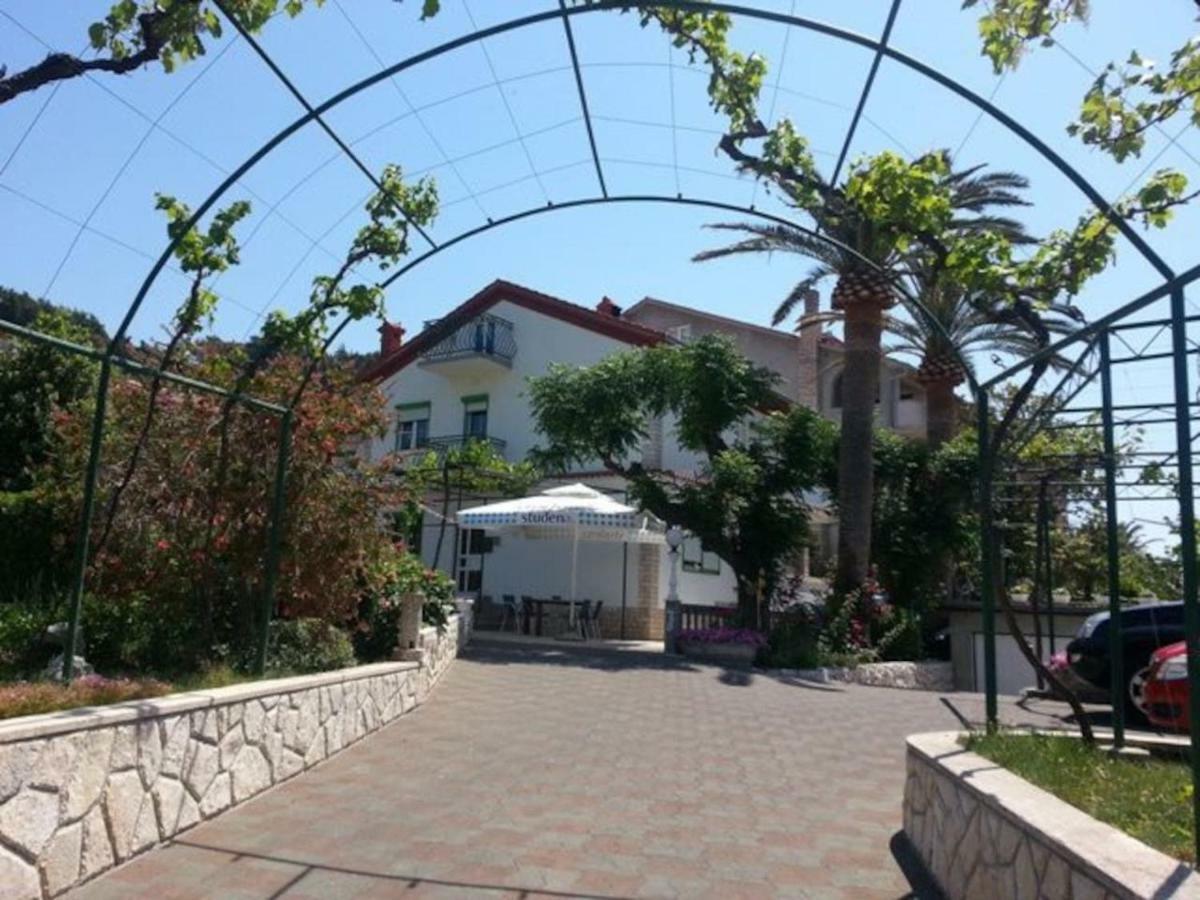 Apartman Marcela Palit Esterno foto