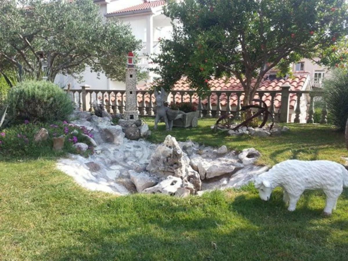 Apartman Marcela Palit Esterno foto