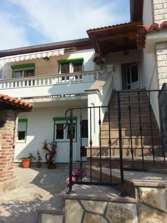 Apartman Marcela Palit Esterno foto
